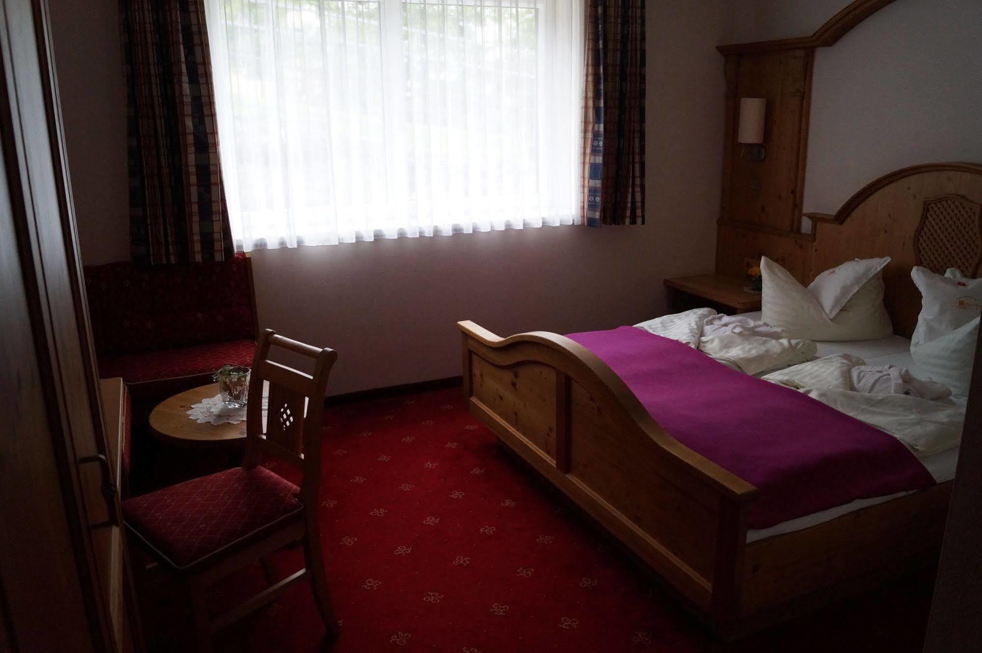 Hotel Wenger Alpenhof Werfenweng Buitenkant foto